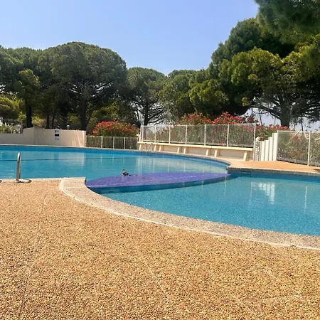 Apartmán Le Quai Aux Fleurs Sejour Avec Piscine *