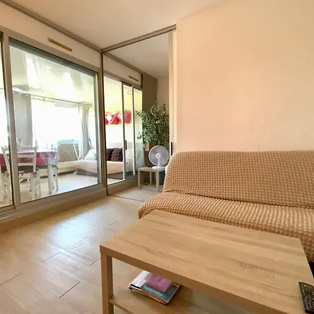 Le Quai Aux Fleurs Sejour Avec Piscine Apartmán Le Grau-du-Roi